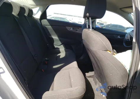 2020 Kia Forte Fe from USA, damaged, VIN 3KPF24AD0LE253036